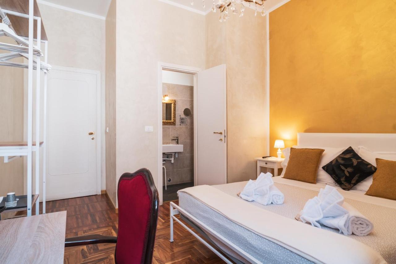 Golden Piazza Di Spagna Rom