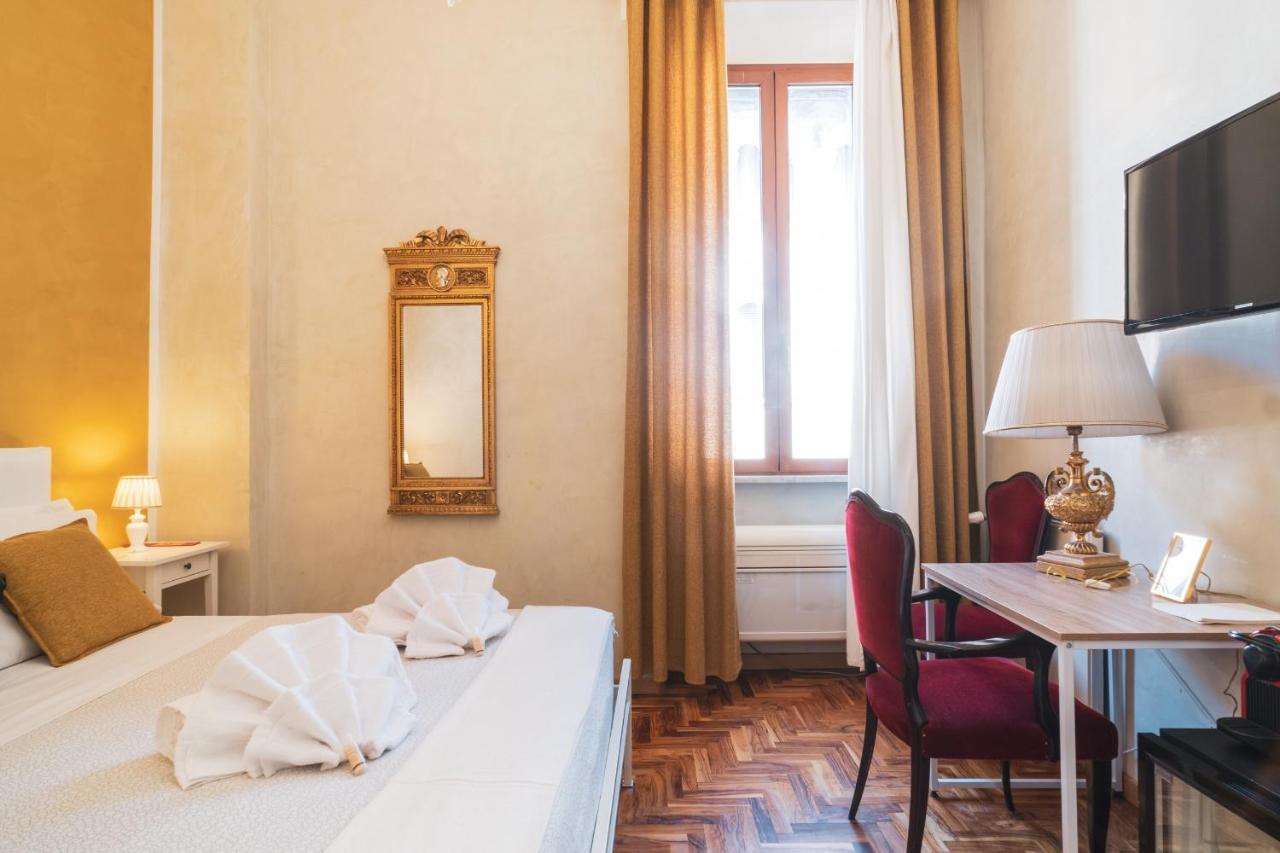 Gasthof Golden Piazza Di Spagna 3*