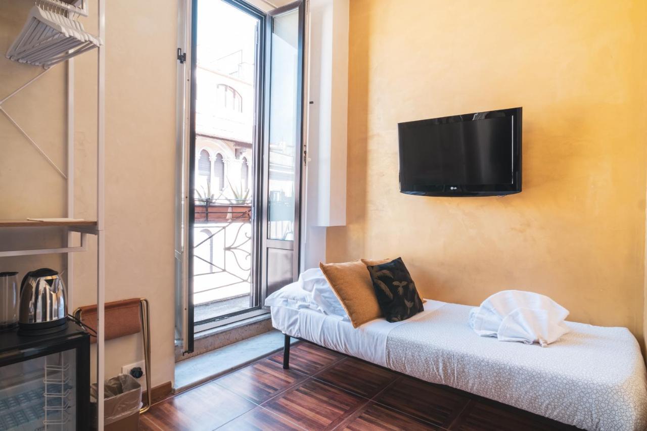 Gasthof Golden Piazza Di Spagna Rom