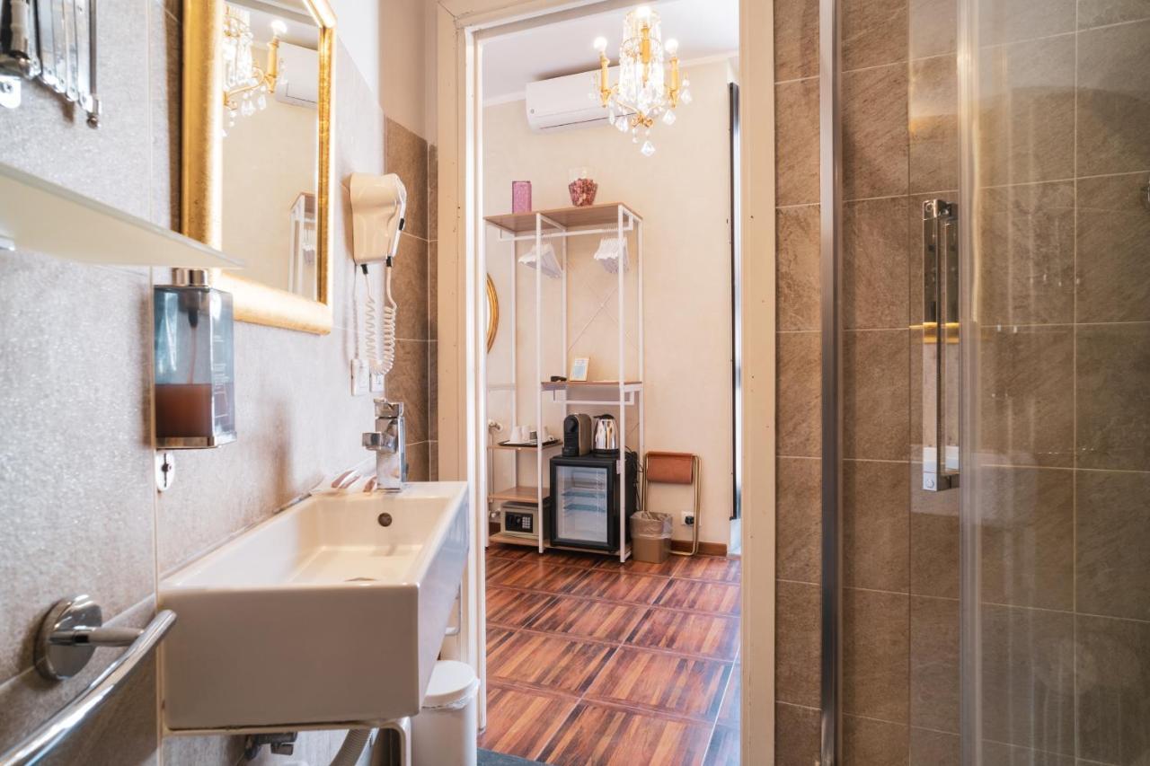 Golden Piazza Di Spagna Gasthof 3*