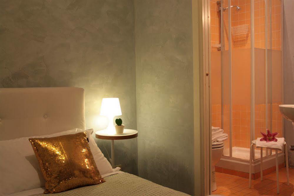 Golden Piazza Di Spagna Pensionat 3*