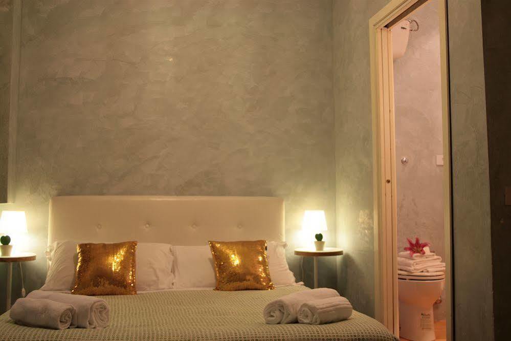 Golden Piazza Di Spagna Pensionat 3*